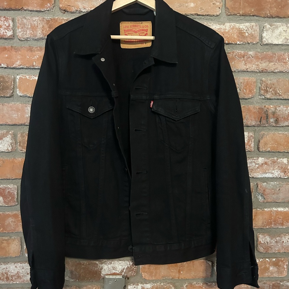 Levi's Black Lightweight Shirt Jacket Timeless Design